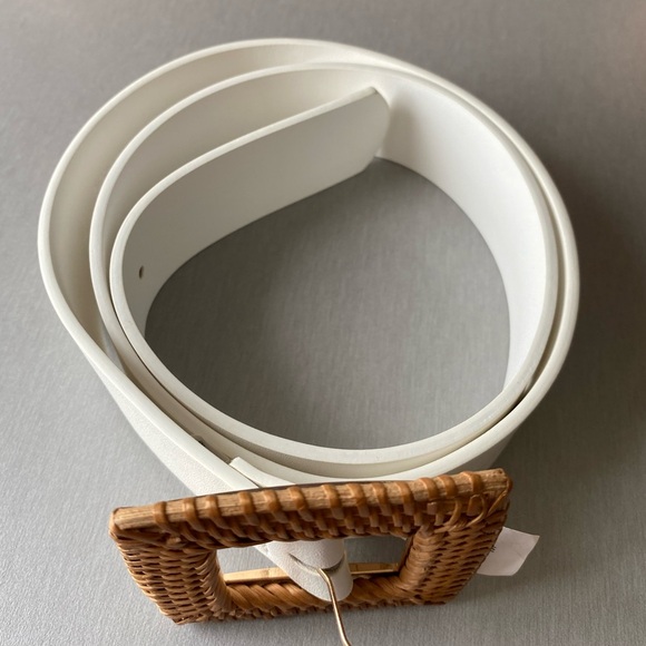 WHITE LEATHER WIDE WOVEN WICKER SQUARE BUCKLE BELT - Picture 9 of 15